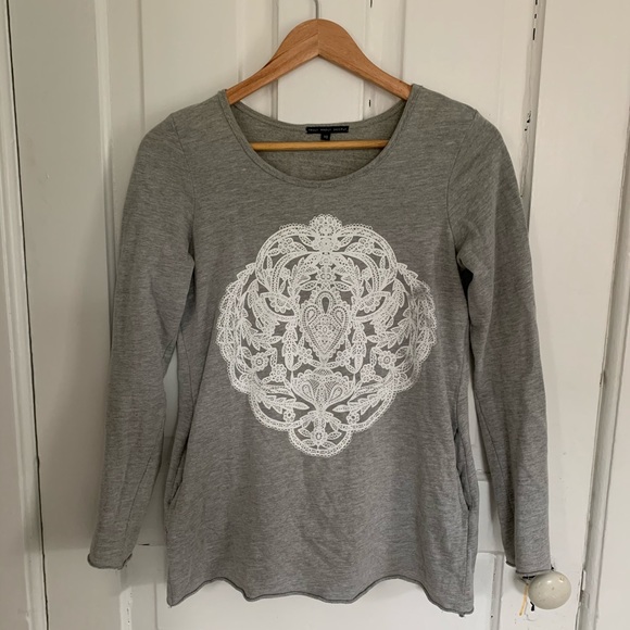 Urban Outfitters Grey Sweatshirt - Picture 1 of 3